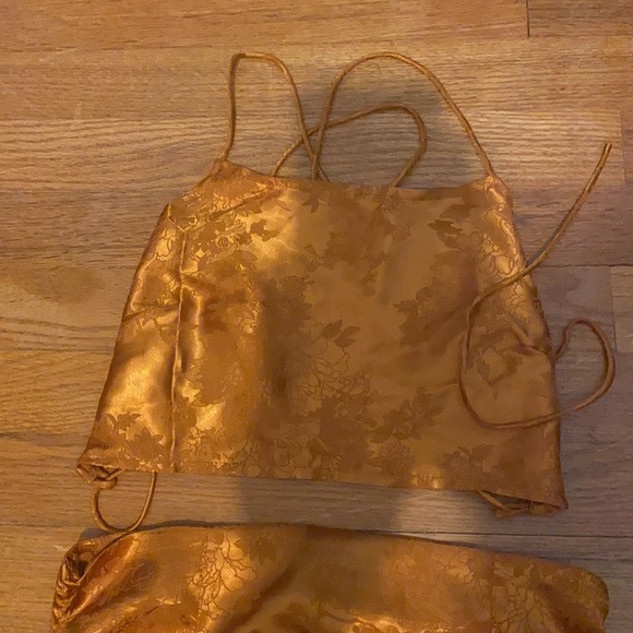 Skirt Set - Picture 2 of 5